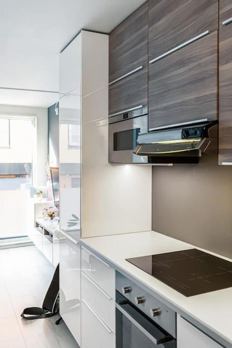 Koselig Og Sentralt Midt I Fargegaten Stavanger Exterior foto